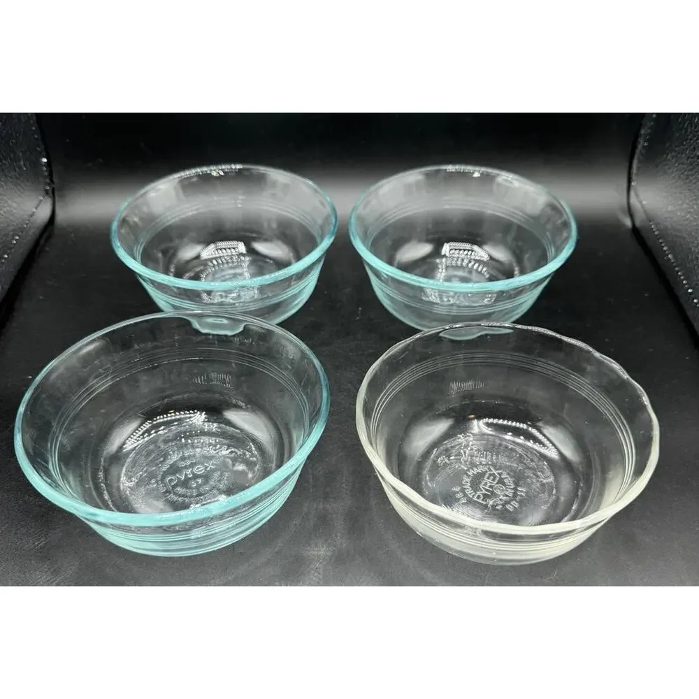 Set of 4 Pyrex H-27 Ramekin Custard Cups with 3 Rings - 10oz EUC -A96